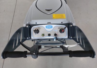 Meijer VP70 padel veegmachine
